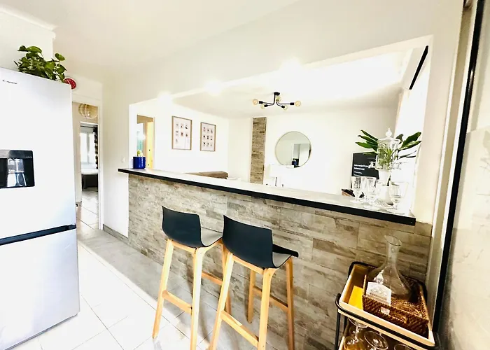 Antibes Centre-Ville, 2 Bedrooms 6 Pers, Climatisation