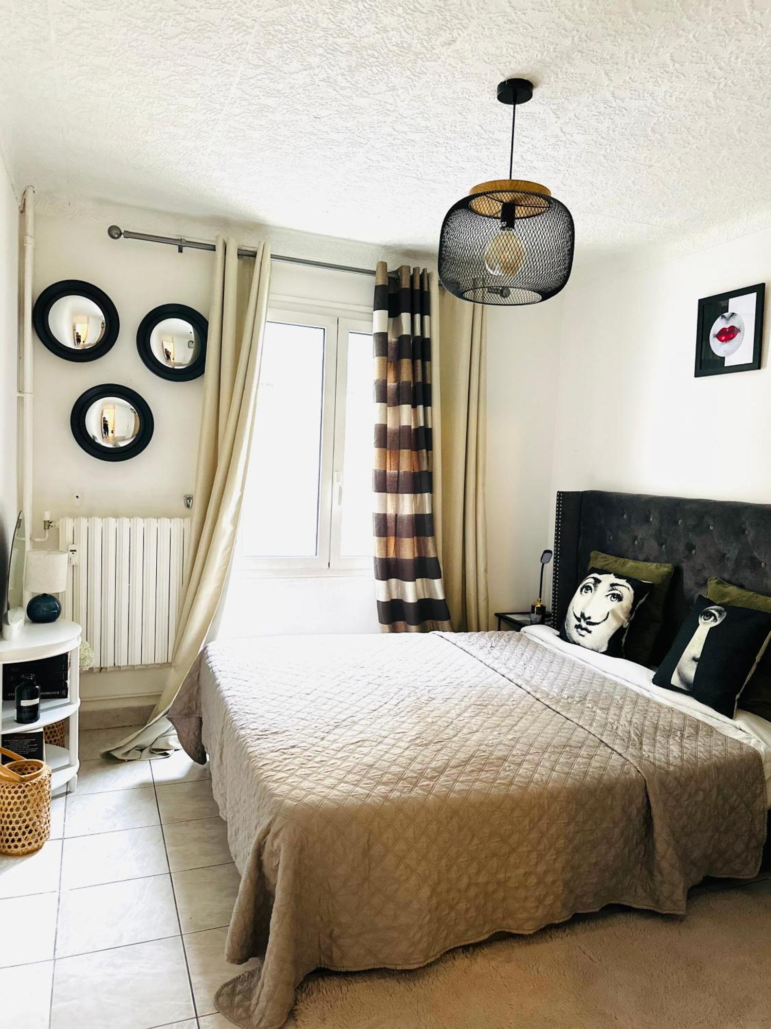 Centre-ville, 2 Bedrooms 6 Pers, Climatisation Apartamento Antibes