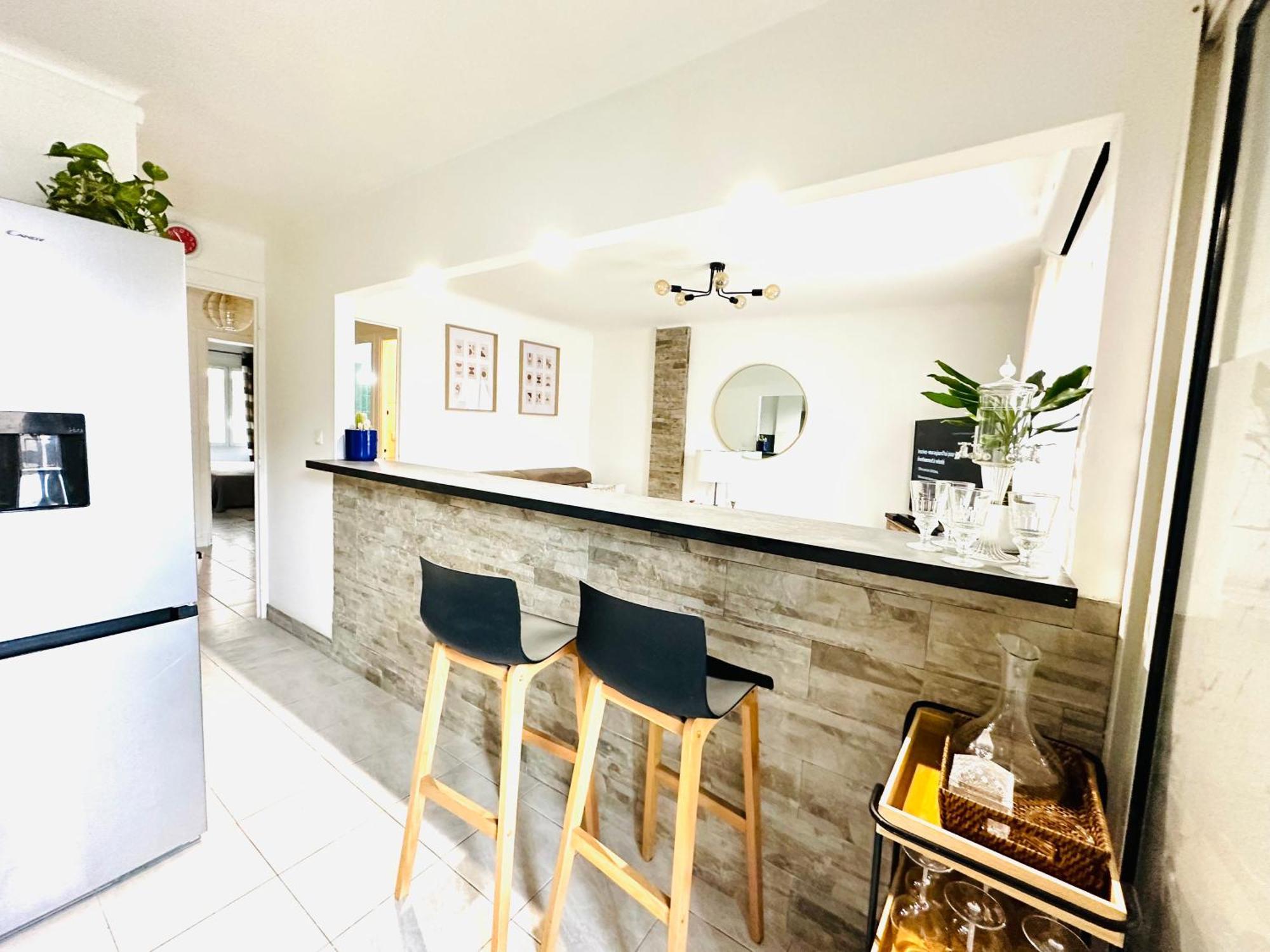 Apartamento Centre-ville, 2 Bedrooms 6 Pers, Climatisation Antibes